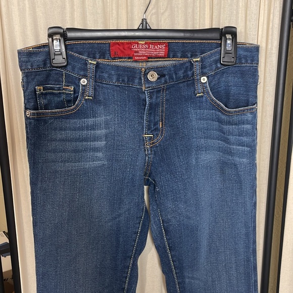 GUESS- 81 STRETCH FLARED JEANS SIZE 28 - Picture 3 of 12